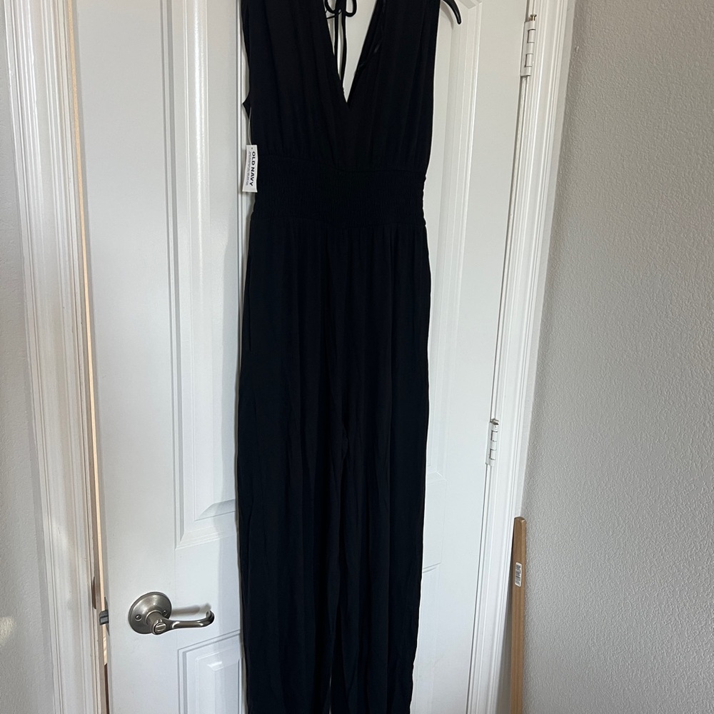Old Navy Black Sleeveless Jumpsuit